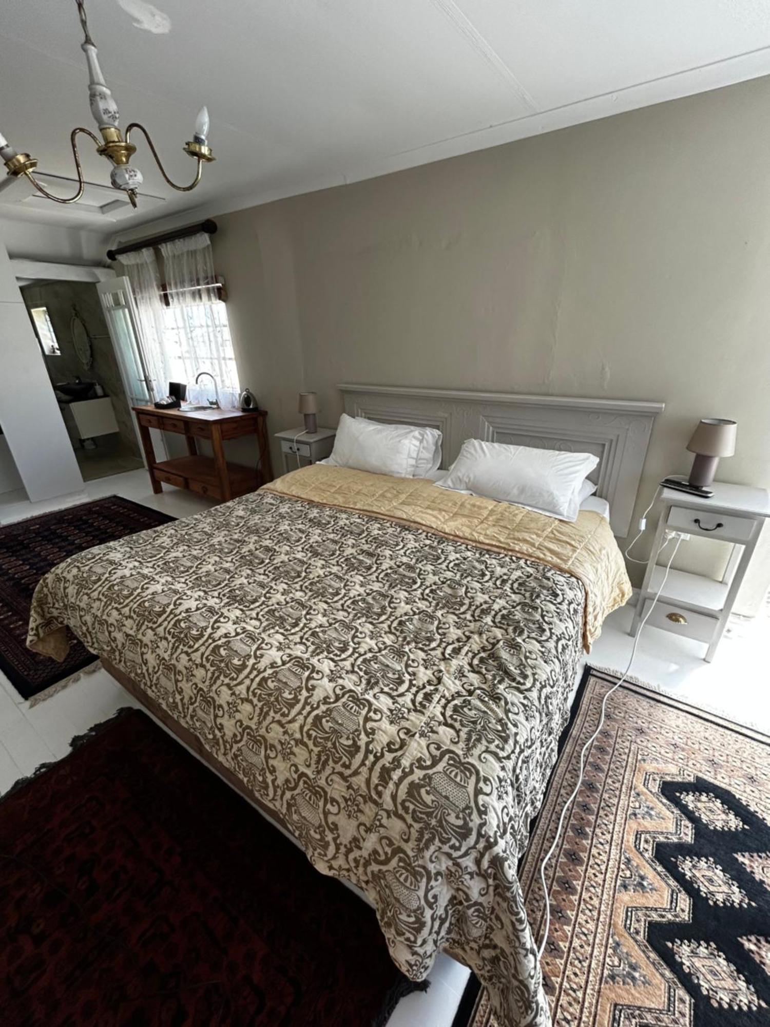 De La Fontaine Guest Cottage And Pool View Luxury Suite Плетенбърг Бей Екстериор снимка