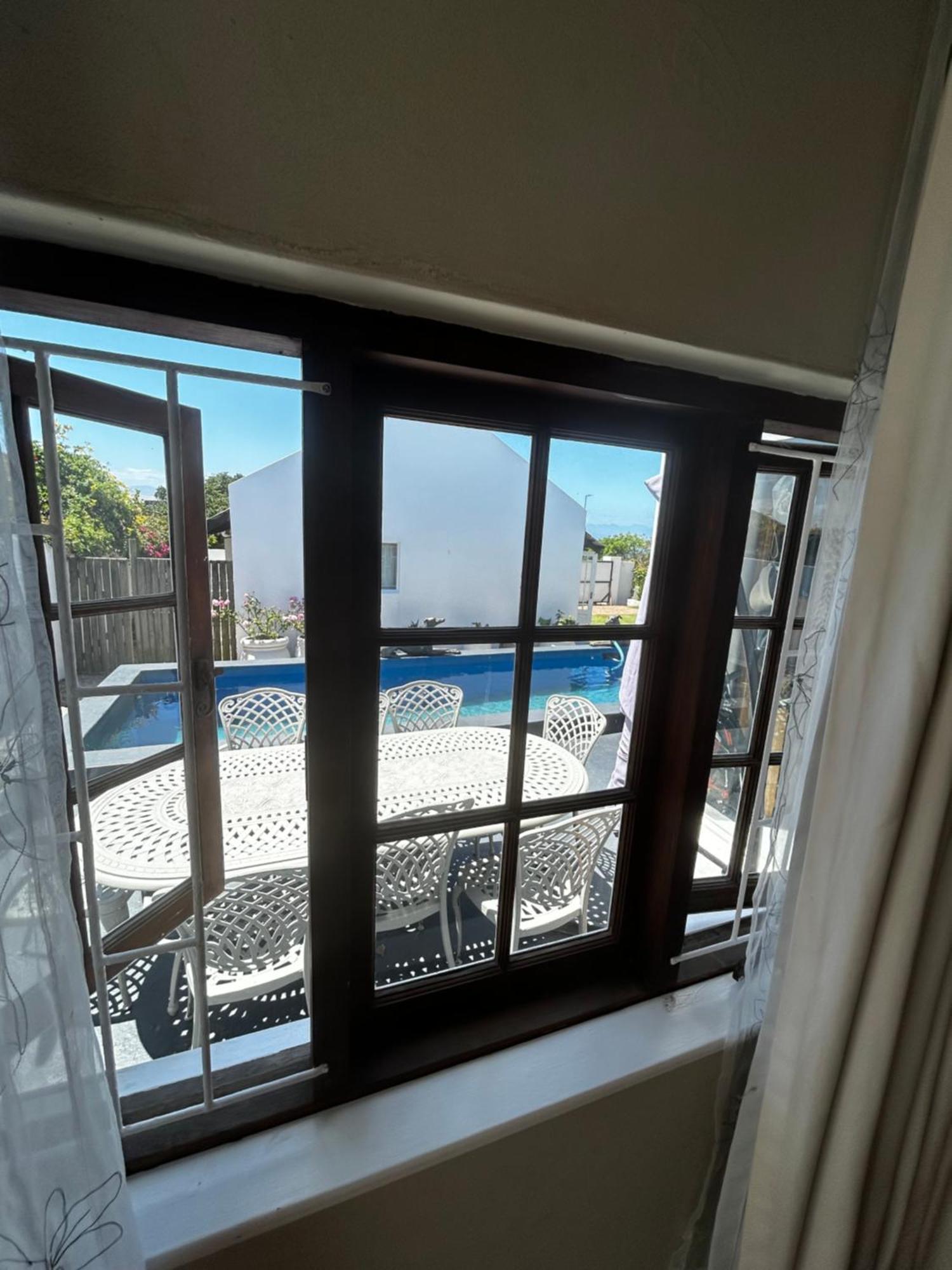 De La Fontaine Guest Cottage And Pool View Luxury Suite Плетенбърг Бей Екстериор снимка